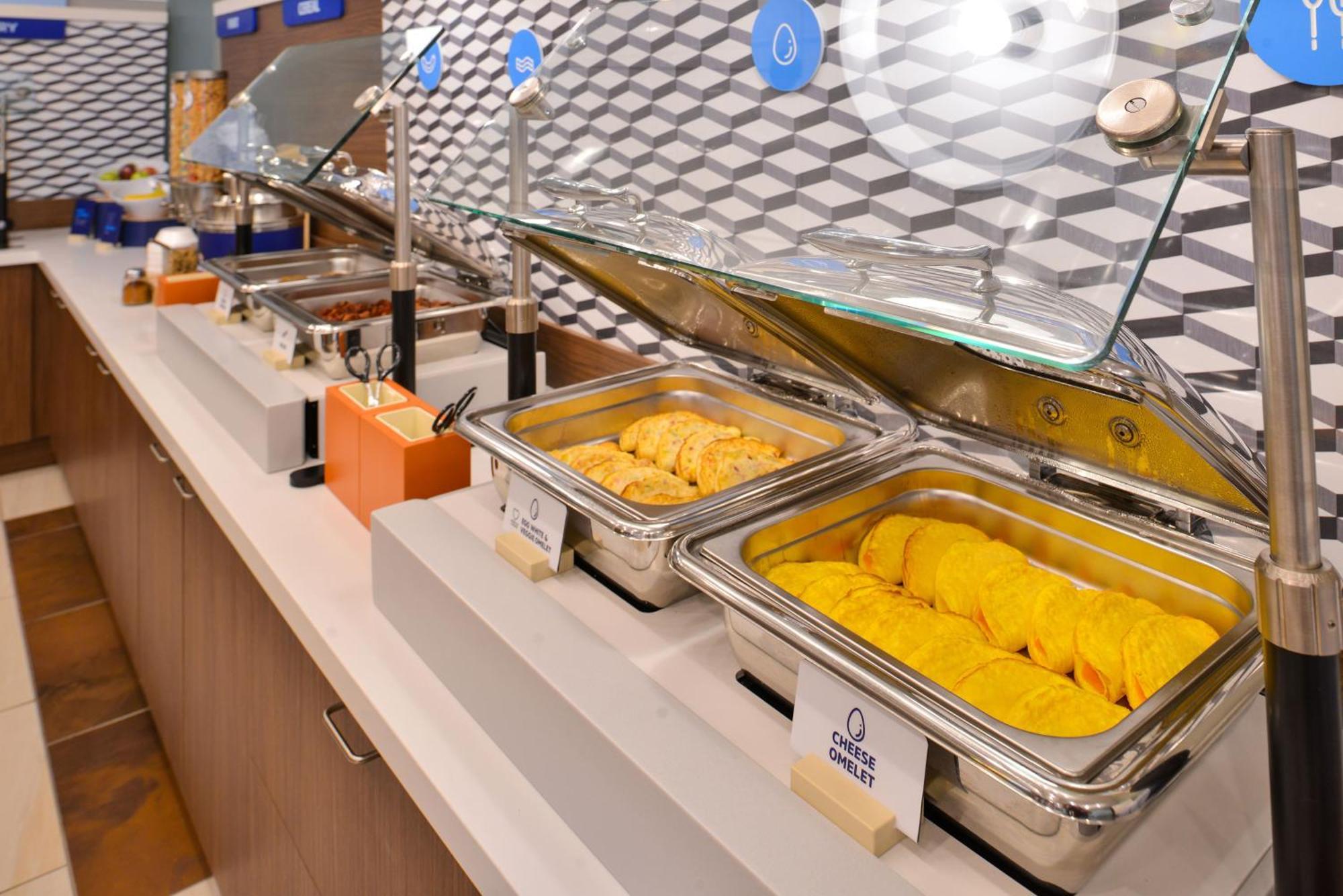 Holiday Inn Express Hotel & Suites Rochester Webster By Ihg Esterno foto