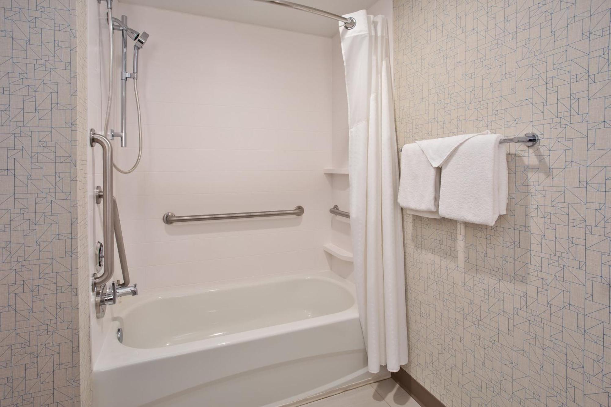 Holiday Inn Express Hotel & Suites Rochester Webster By Ihg Esterno foto