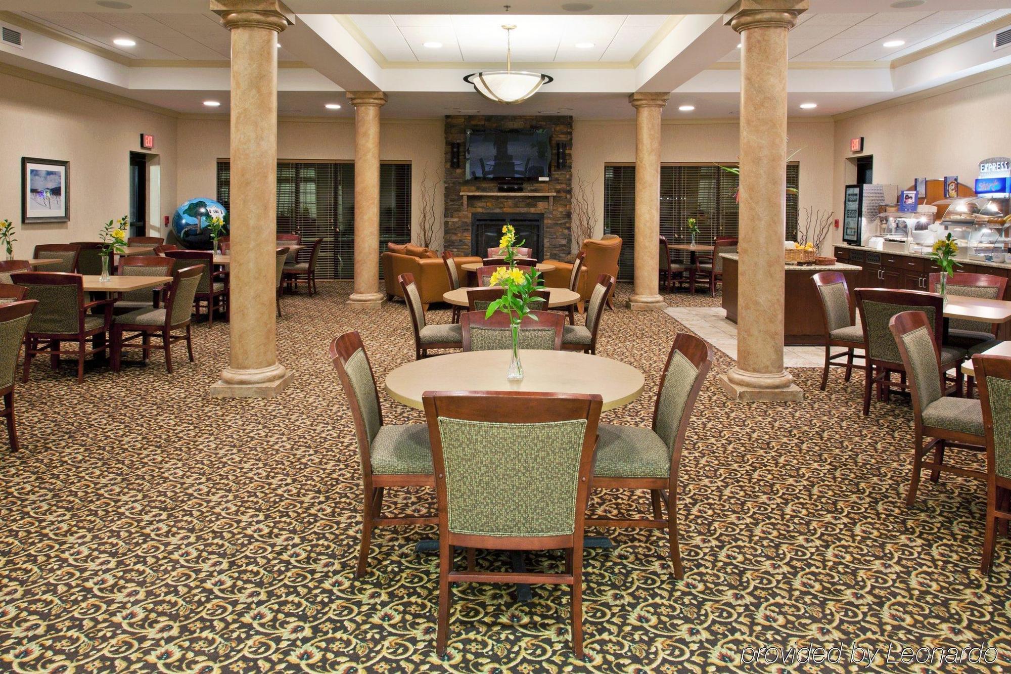 Holiday Inn Express Hotel & Suites Rochester Webster By Ihg Esterno foto